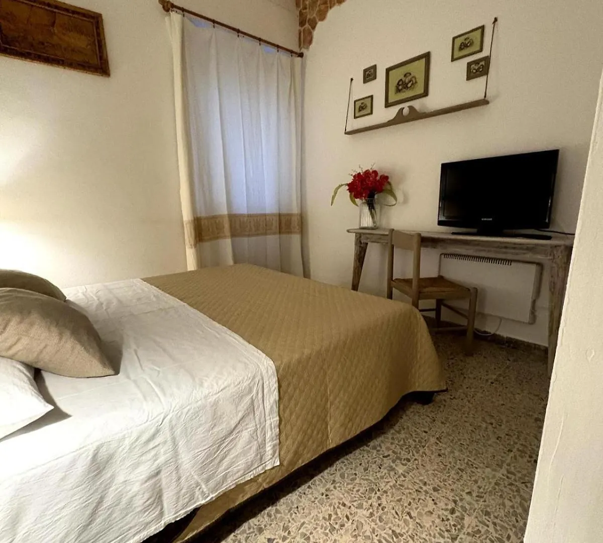 סורסו Vittorina'S Home 0*,  איטליה