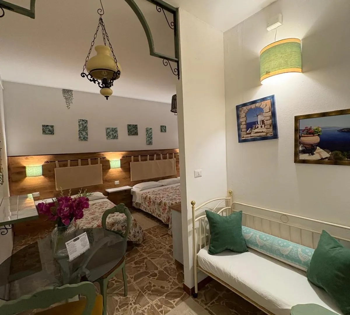 סורסו Vittorina'S Home בית אירוח