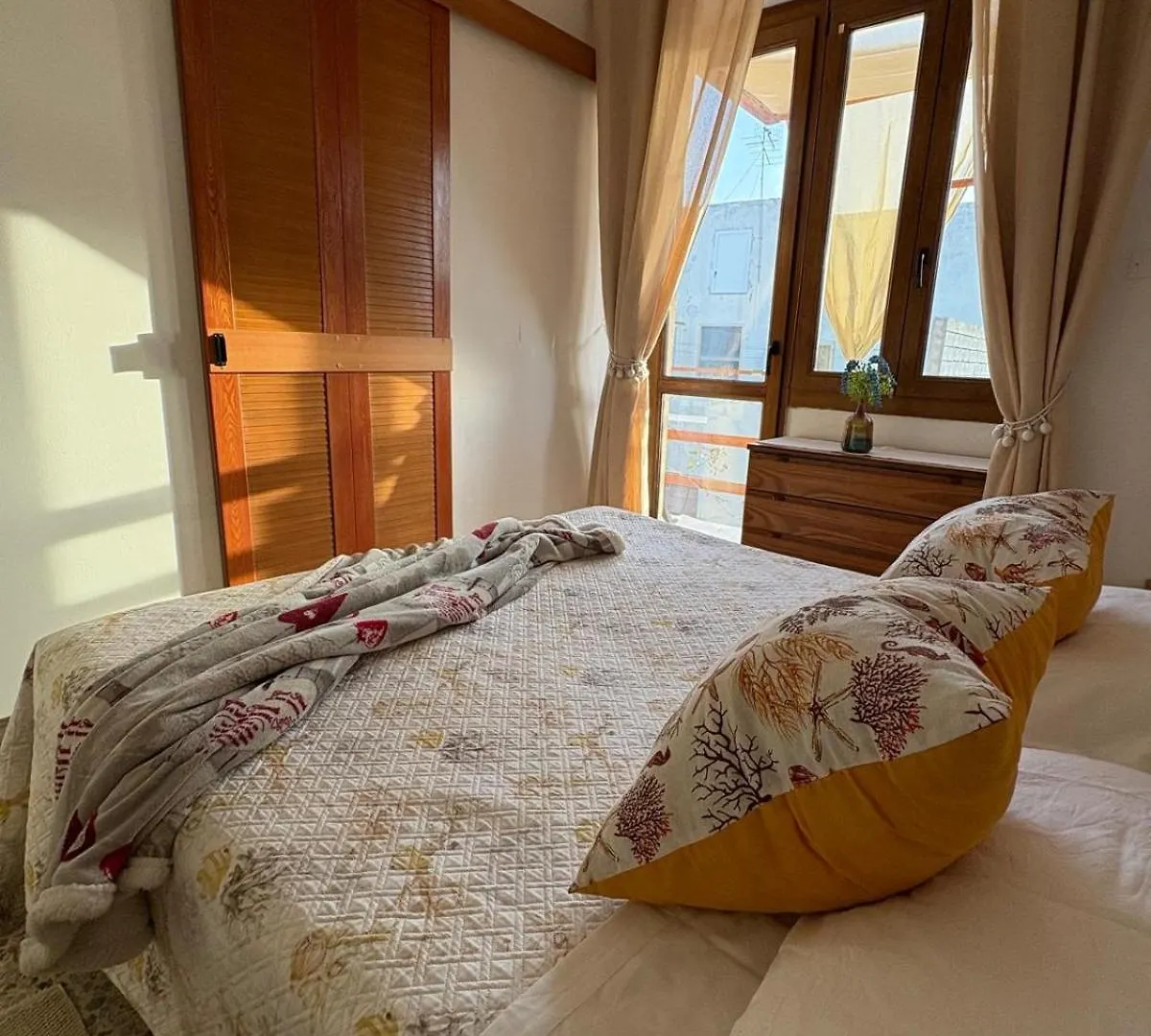 סורסו Vittorina'S Home בית אירוח