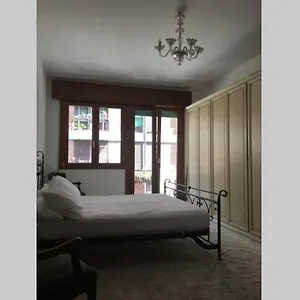 https://appartamento-a-pochi-minuti-dalla-stazione.hotelslidodijesolo.com